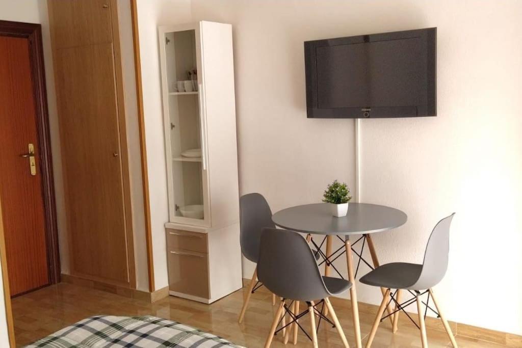 Estudio Con Vista Al Mar A 200 Mts De La Playa Беналмадена Екстериор снимка